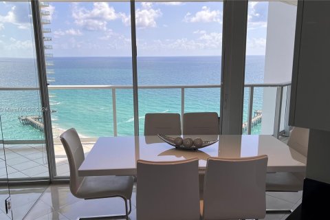 Copropriété à vendre à Sunny Isles Beach, Floride: 3 chambres, 163.51 m2 № 1293561 - photo 23