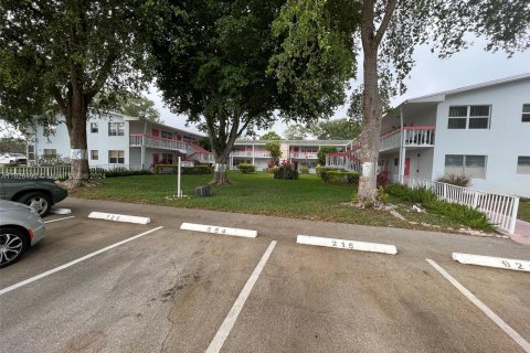 Condo in Deerfield Beach, Florida, 1 bedroom  № 1272827 - photo 20