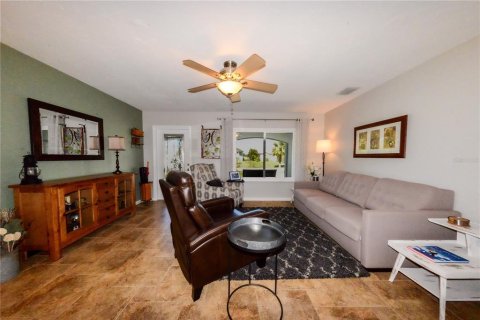 Casa en venta en Port Charlotte, Florida, 3 dormitorios, 142.14 m2 № 1041789 - foto 5
