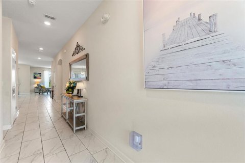 Casa en venta en Davenport, Florida, 6 dormitorios, 305.74 m2 № 1381045 - foto 3