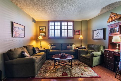 Condominio en venta en Coral Gables, Florida, 2 dormitorios, 145.86 m2 № 1091332 - foto 5