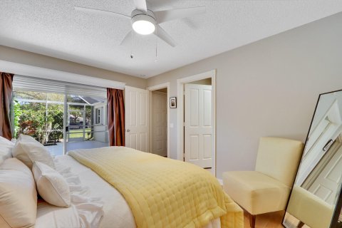 Adosado en venta en Palm Beach Gardens, Florida, 2 dormitorios, 107.02 m2 № 1022031 - foto 2
