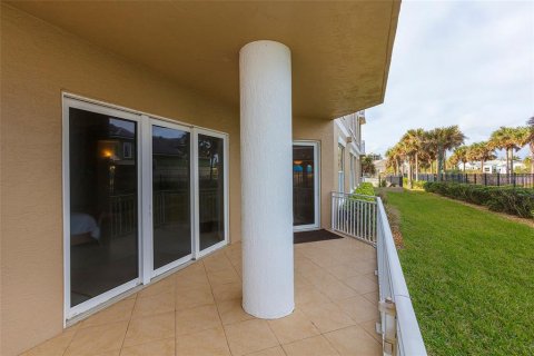 Condominio en venta en Daytona Beach Shores, Florida, 3 dormitorios, 216 m2 № 1018843 - foto 5