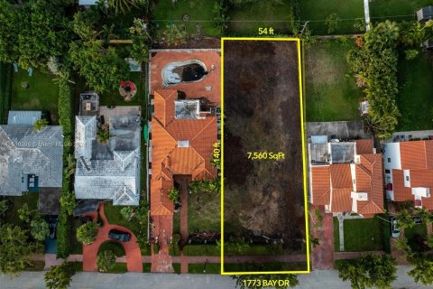 Terreno en venta en Miami Beach, Florida № 1240495 - foto 3