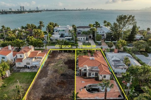 Terreno en venta en Miami Beach, Florida № 1240495 - foto 21