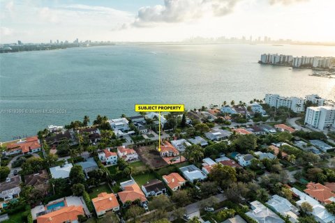 Terreno en venta en Miami Beach, Florida № 1240495 - foto 10