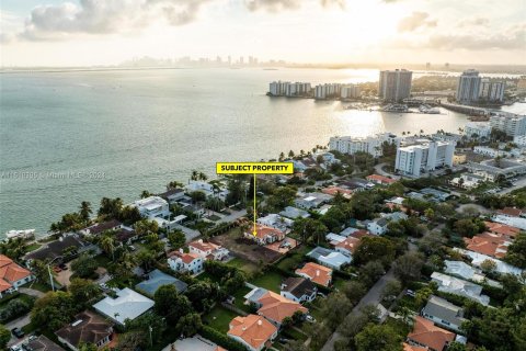 Terreno en venta en Miami Beach, Florida № 1240495 - foto 9