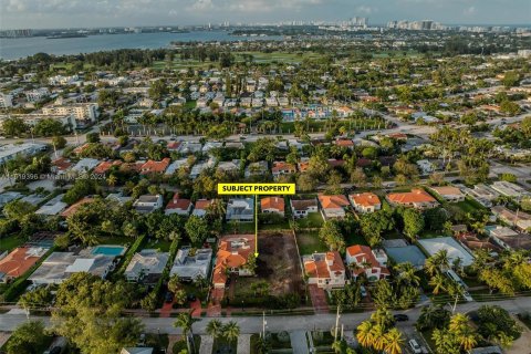 Terreno en venta en Miami Beach, Florida № 1240495 - foto 16