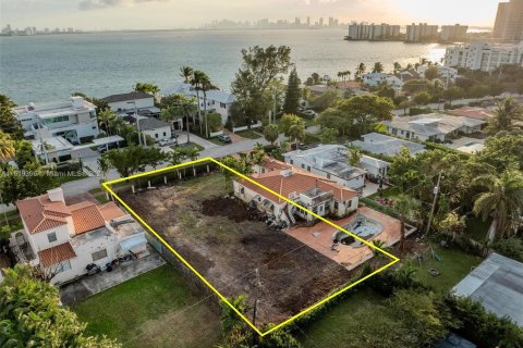 Terreno en venta en Miami Beach, Florida № 1240495 - foto 18