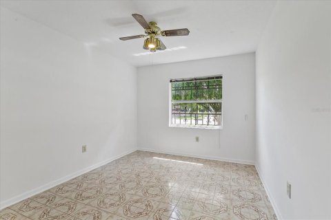 Casa en venta en Tampa, Florida, 5 dormitorios, 188.22 m2 № 1343482 - foto 28