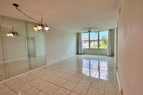 Copropriété à vendre à Boca Raton, Floride: 2 chambres, 78.04 m2 № 1074683 - photo 12