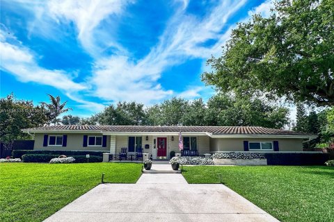Casa en venta en Palmetto Bay, Florida, 4 dormitorios, 266.91 m2 № 1074555 - foto 1