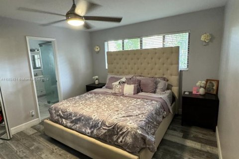 Adosado en venta en Tamarac, Florida, 2 dormitorios, 112.97 m2 № 1074556 - foto 9
