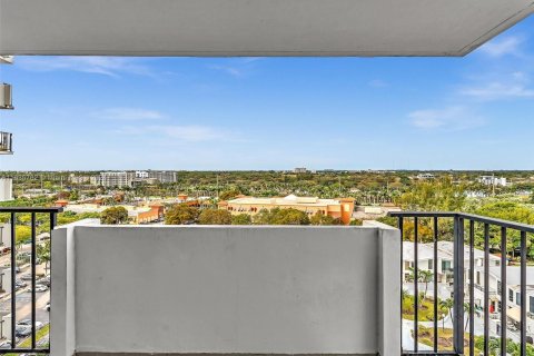 Condo in Aventura, Florida, 2 bedrooms  № 1305576 - photo 30