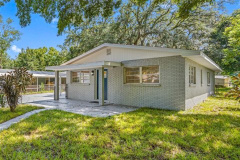 Villa ou maison à vendre à Tampa, Floride: 4 chambres, 137.31 m2 № 1342173 - photo 3