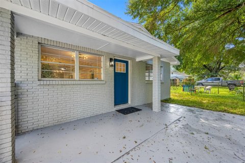 Villa ou maison à vendre à Tampa, Floride: 4 chambres, 137.31 m2 № 1342173 - photo 4