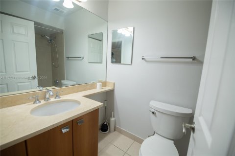 Condo in Delray Beach, Florida, 1 bedroom  № 1397423 - photo 12