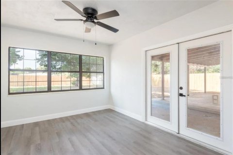 Casa en venta en Tampa, Florida, 4 dormitorios, 146.6 m2 № 1342186 - foto 10