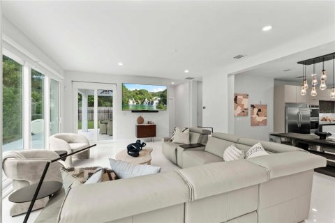 Casa en venta en Winter Park, Florida, 4 dormitorios, 254.46 m2 № 1380989 - foto 7