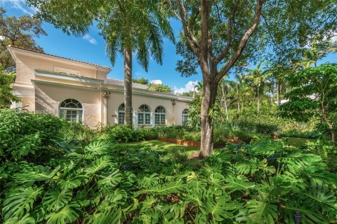 Casa en venta en Miami, Florida, 5 dormitorios, 456.8 m2 № 1397714 - foto 2