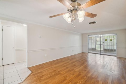 Copropriété à vendre à New Port Richey, Floride: 2 chambres, 77.2 m2 № 1256995 - photo 21