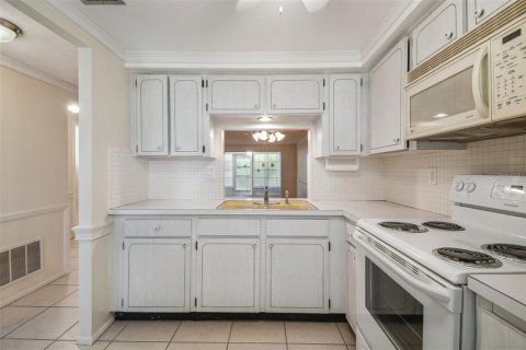 Copropriété à vendre à New Port Richey, Floride: 2 chambres, 77.2 m2 № 1256995 - photo 29