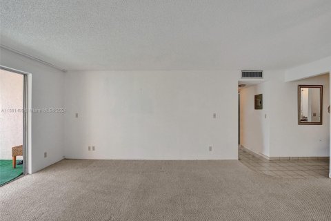 Copropriété à vendre à Dania Beach, Floride: 2 chambres, 110.55 m2 № 1095361 - photo 12