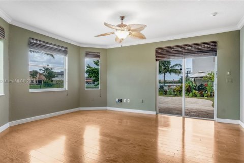 Villa ou maison à vendre à Miramar, Floride: 4 chambres, 242.75 m2 № 1328642 - photo 16