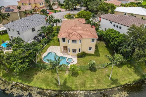 Villa ou maison à vendre à Miramar, Floride: 4 chambres, 242.75 m2 № 1328642 - photo 6