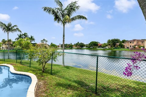 Villa ou maison à vendre à Miramar, Floride: 4 chambres, 242.75 m2 № 1328642 - photo 20