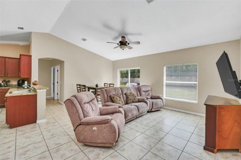 Villa ou maison à vendre à Kissimmee, Floride: 3 chambres, 138.42 m2 № 1284591 - photo 8