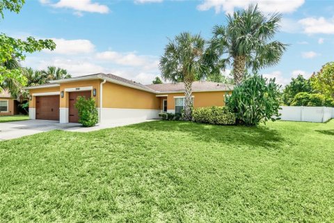 Villa ou maison à vendre à Kissimmee, Floride: 3 chambres, 138.42 m2 № 1284591 - photo 4