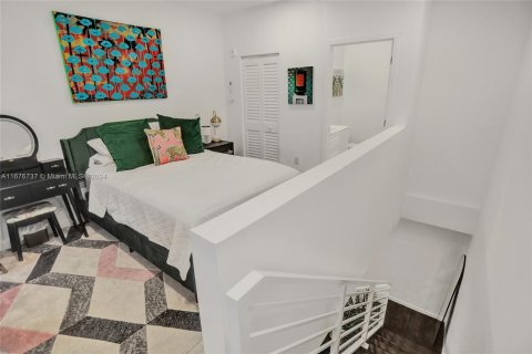 Condo in Miami Beach, Florida, 1 bedroom  № 1406398 - photo 9