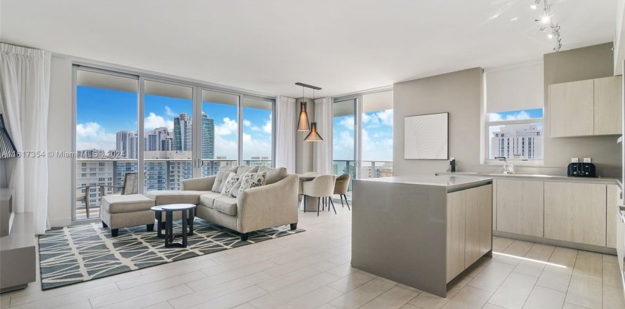 Condo à Hollywood, Floride, 2 chambres  № 1241891