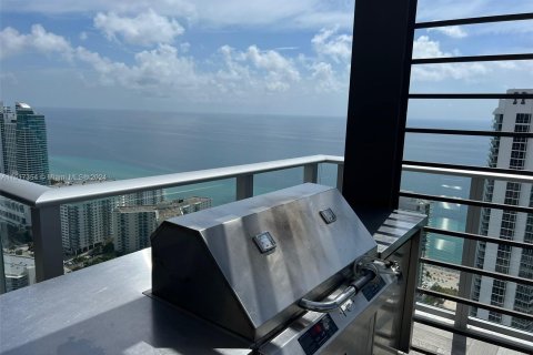 Condominio en venta en Hollywood, Florida, 2 dormitorios, 99.87 m2 № 1241891 - foto 17