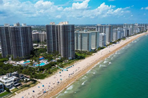 Condo in Fort Lauderdale, Florida, 3 bedrooms  № 1019936 - photo 11