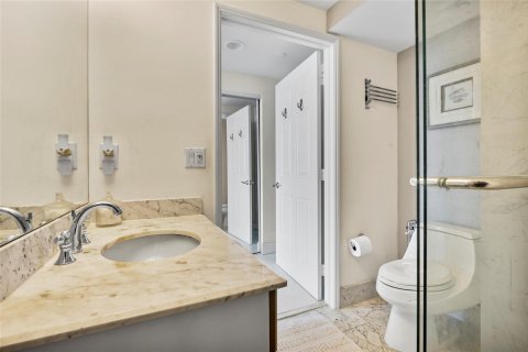 Condo in Fort Lauderdale, Florida, 3 bedrooms  № 1019936 - photo 23