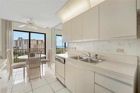 Condominio en venta en Hollywood, Florida, 2 dormitorios, 145.86 m2 № 1242477 - foto 26