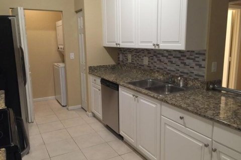 Condo in Palm Springs, Florida, 3 bedrooms  № 1231309 - photo 3