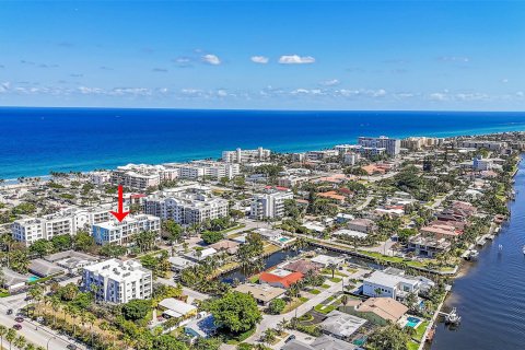 Condominio en venta en Deerfield Beach, Florida, 2 dormitorios, 129.78 m2 № 1074669 - foto 13