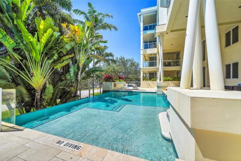 Condominio en venta en Deerfield Beach, Florida, 2 dormitorios, 129.78 m2 № 1074669 - foto 23