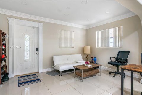 Casa en venta en Wilton Manors, Florida, 4 dormitorios, 183.3 m2 № 1158897 - foto 16