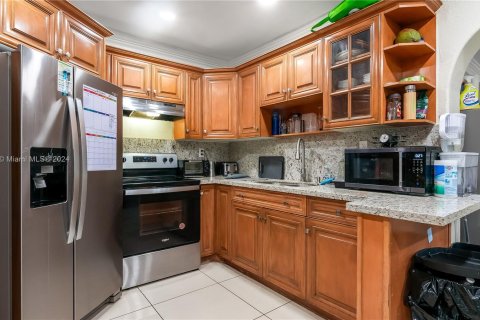 Casa en venta en Wilton Manors, Florida, 4 dormitorios, 183.3 m2 № 1158897 - foto 2