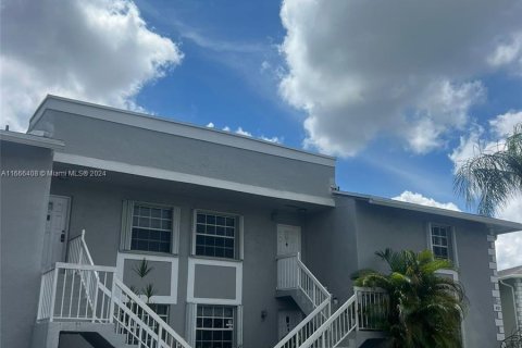 Condominio en venta en Miami, Florida, 2 dormitorios, 98.48 m2 № 1380353 - foto 4