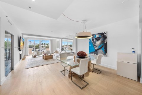 Condominio en venta en Miami Beach, Florida, 2 dormitorios, 177.72 m2 № 1074504 - foto 10