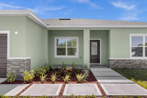 Casa en venta en Palm Bay, Florida, 4 dormitorios, 175.03 m2 № 1302953 - foto 2