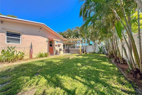 Casa en venta en Dania Beach, Florida, 2 dormitorios, 106.19 m2 № 1227187 - foto 5