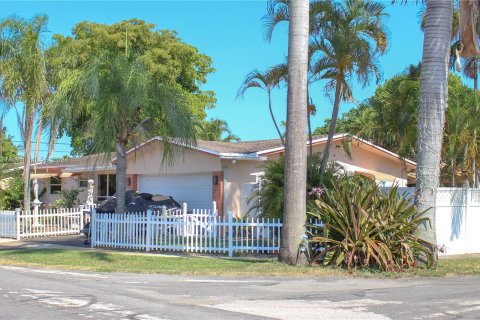 Villa ou maison à vendre à Dania Beach, Floride: 2 chambres, 106.19 m2 № 1227187 - photo 4