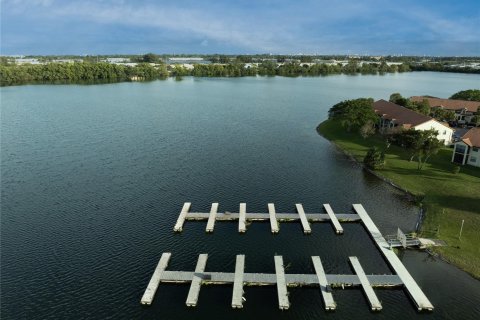 Copropriété à vendre à Deerfield Beach, Floride: 3 chambres, 120.77 m2 № 1018144 - photo 15