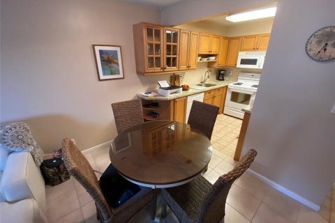 Condo in Pompano Beach, Florida, 1 bedroom  № 1018245 - photo 10